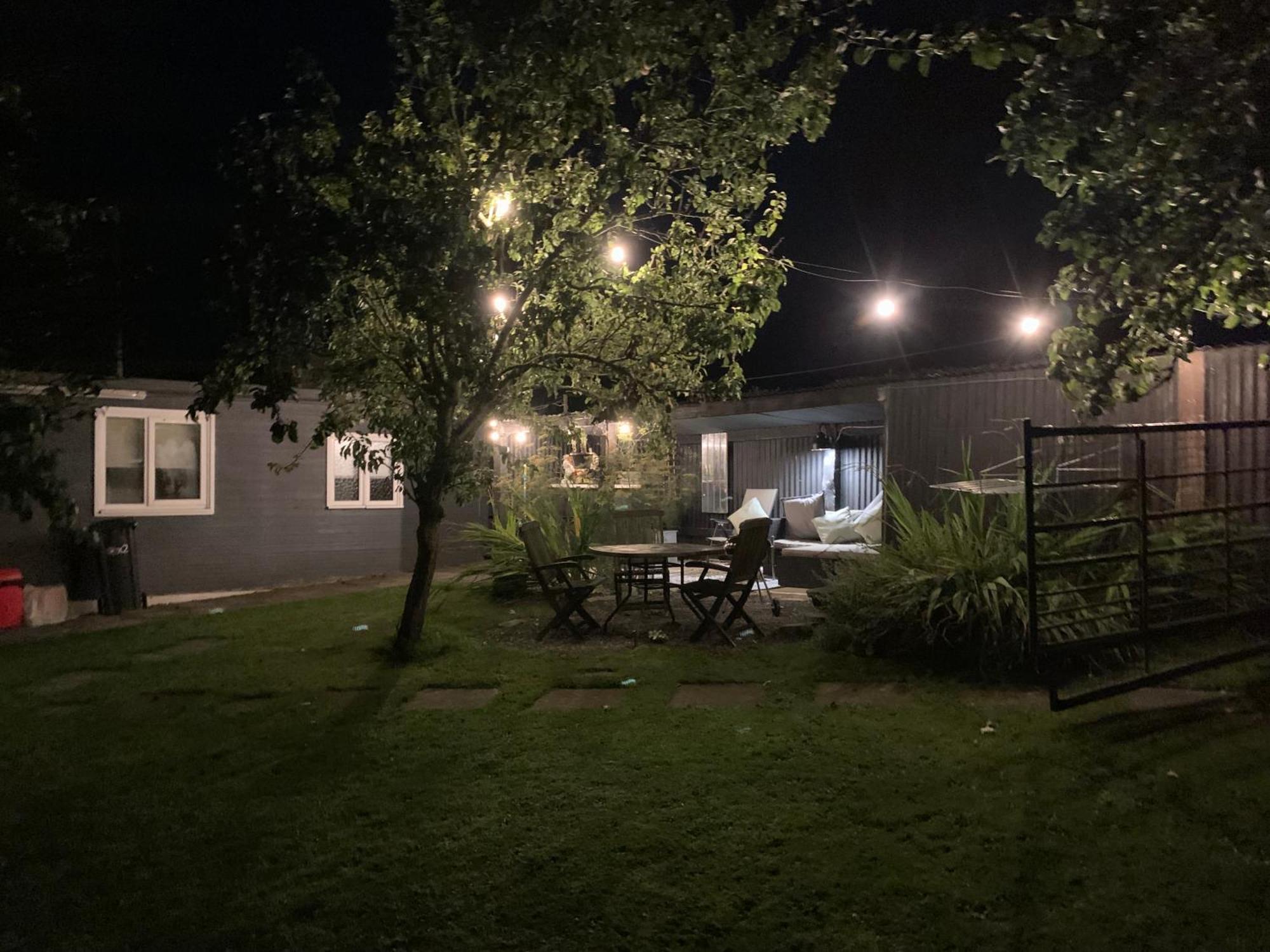 Stunning 2-Bed Cabin In Nantglyn Денбі Екстер'єр фото